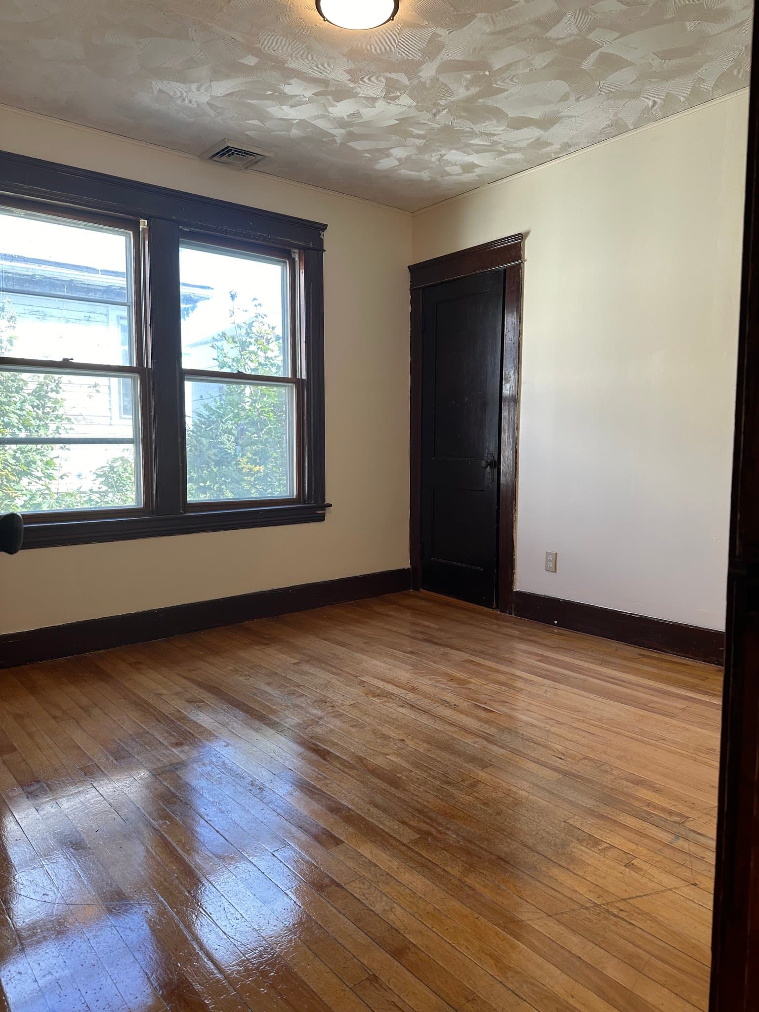 Worcester Multiplex: 125 Sterling St