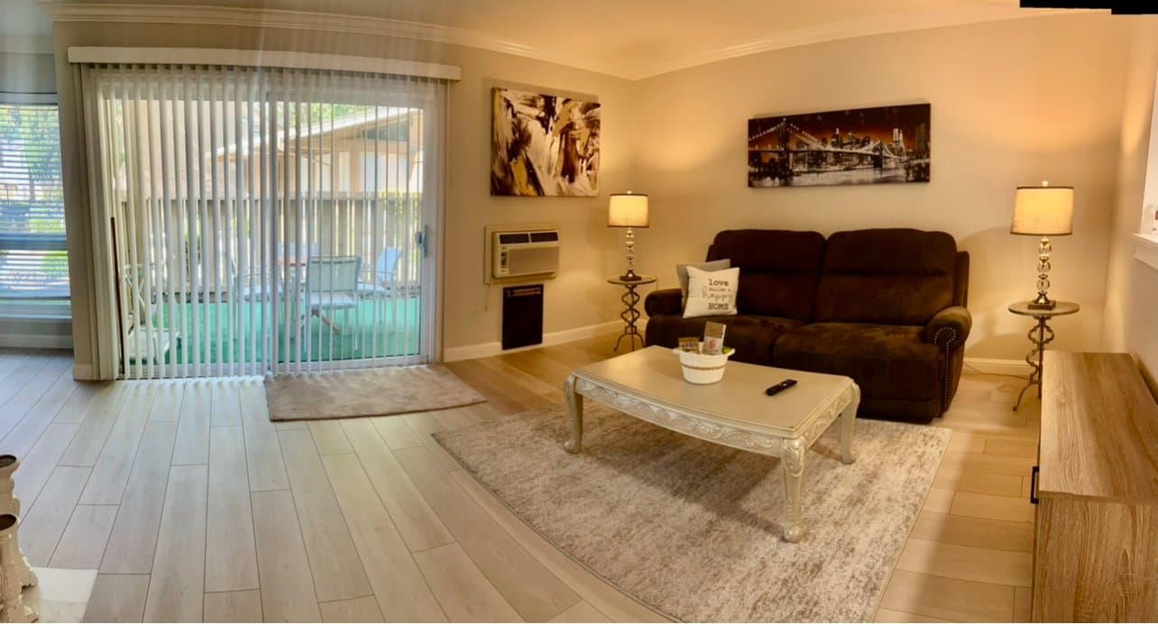 San Ramon Condo: 8985 Alcosta Blvd