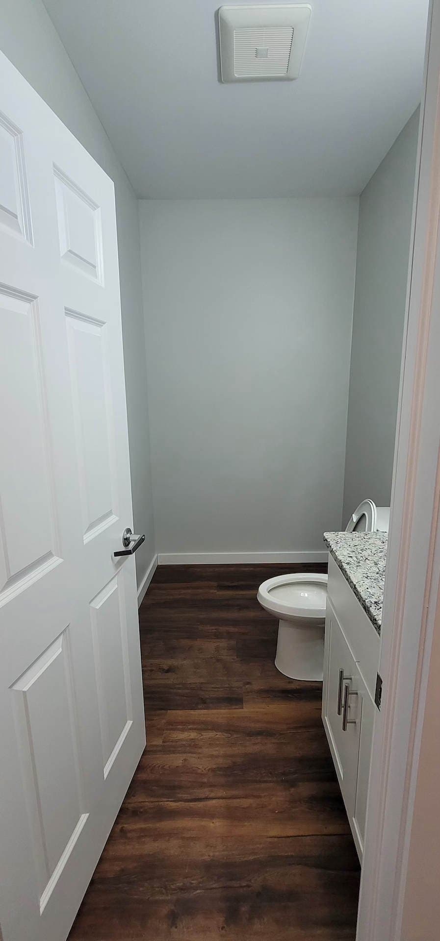 East Haven Apartment: 85A Hemingway Ave ( 55 + Community)