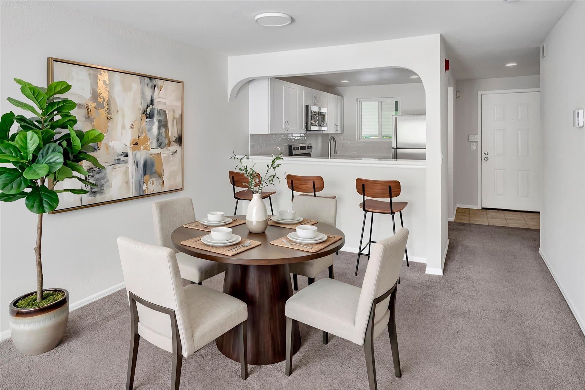 Bellevue Condo: 12740 NE 10th Pl