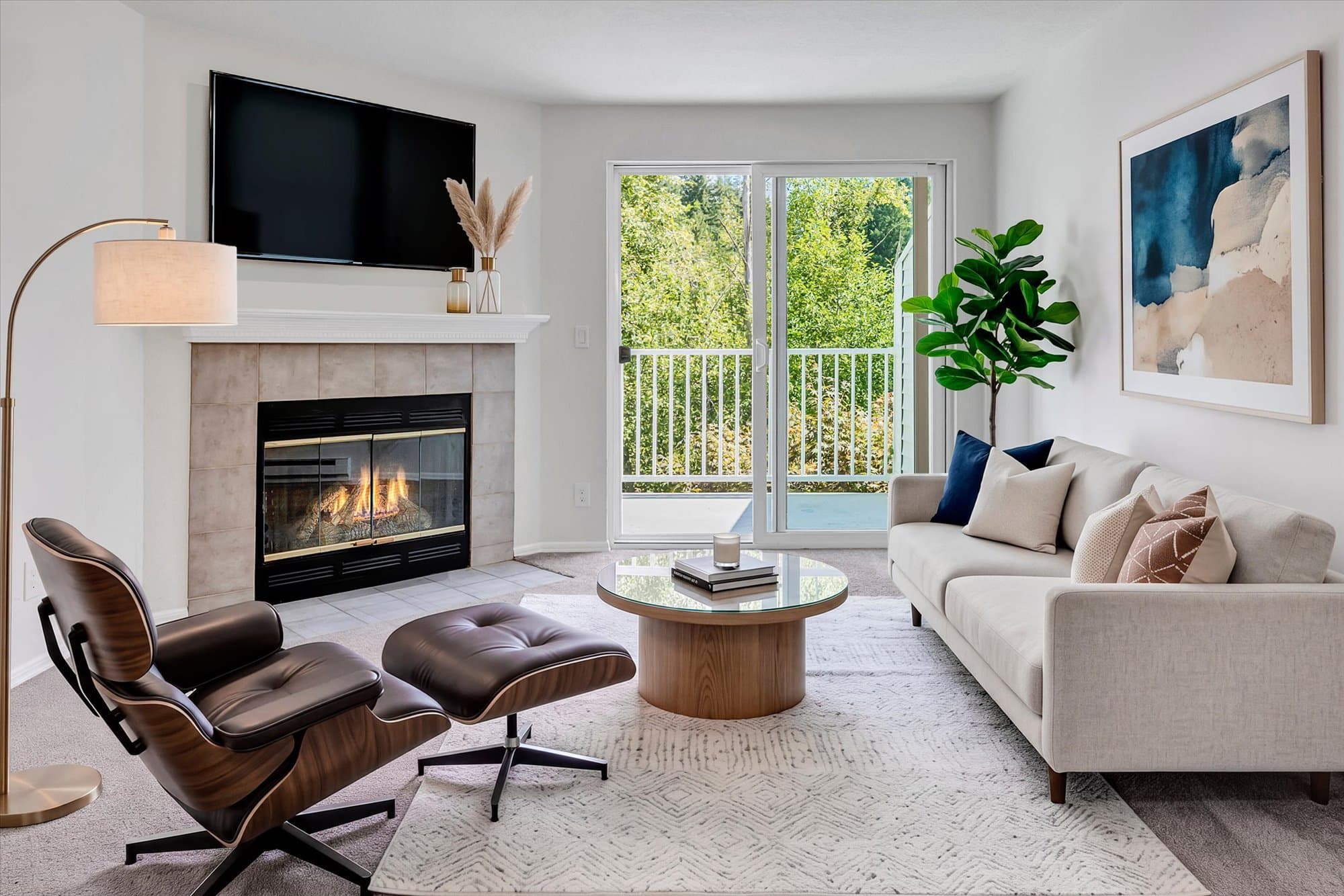 Bellevue Condo: 12740 NE 10th Pl