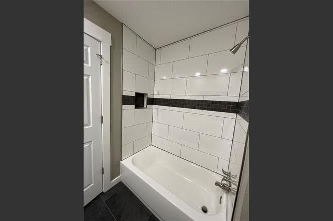 Rogers Townhome: 3409 W Wood St