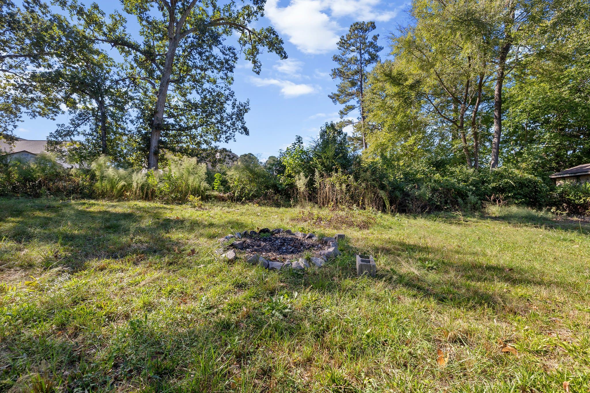 Raleigh House: 1028 Rock Dr