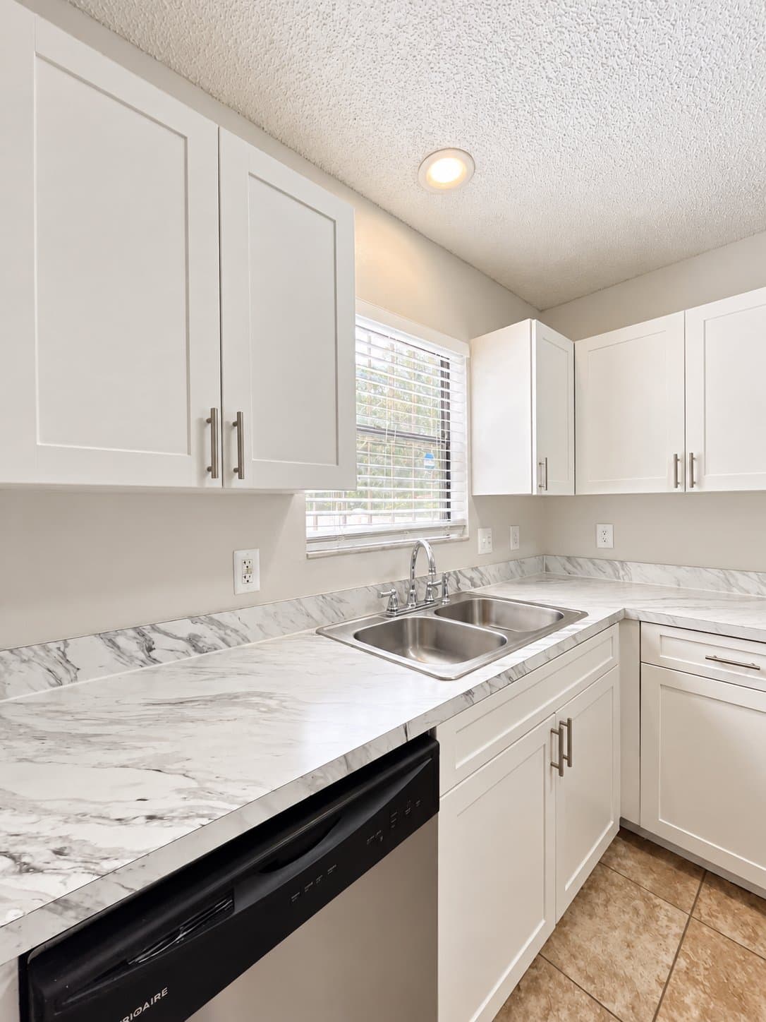 Tampa Townhome: 2572 Monica Ct