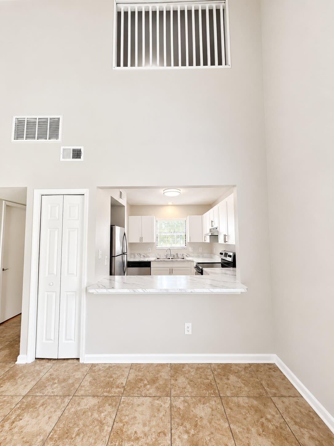 Tampa Townhome: 2572 Monica Ct