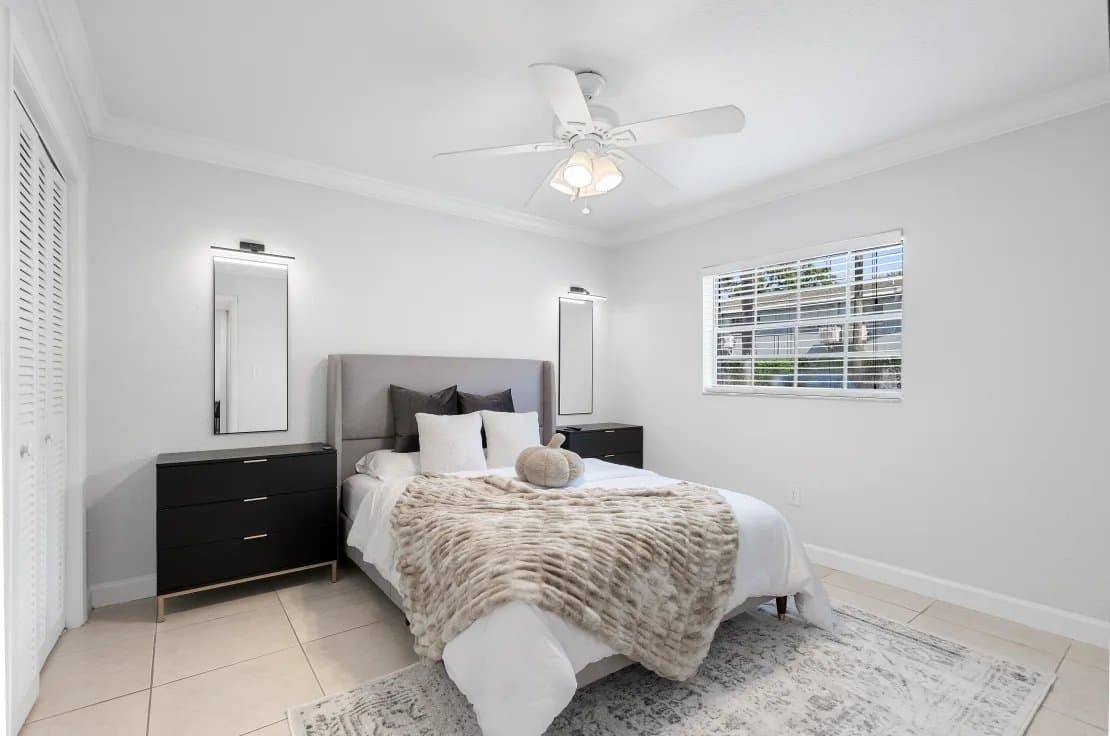 Tampa Apartment: 3215 W Swann Ave