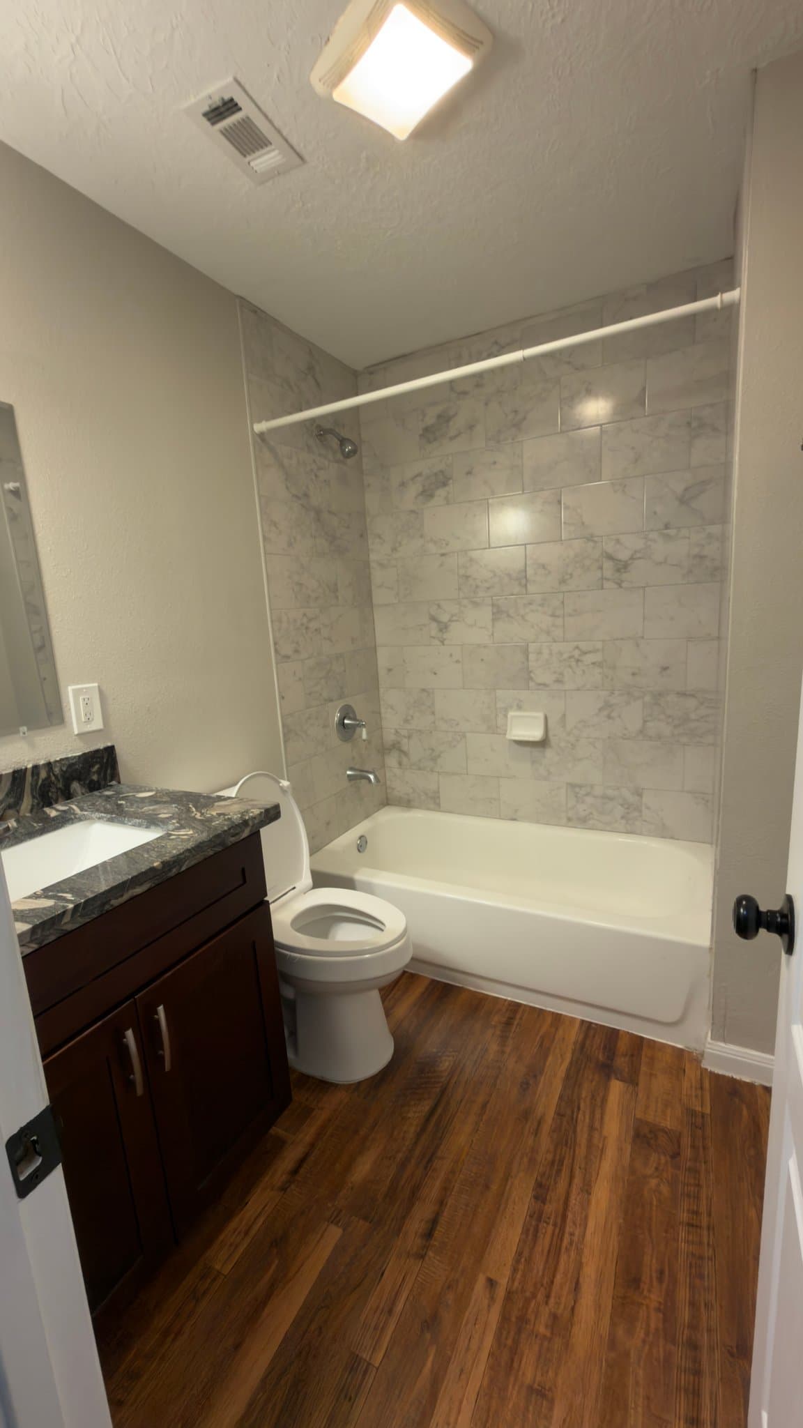 New Caney House: 28174 FM 1485 East