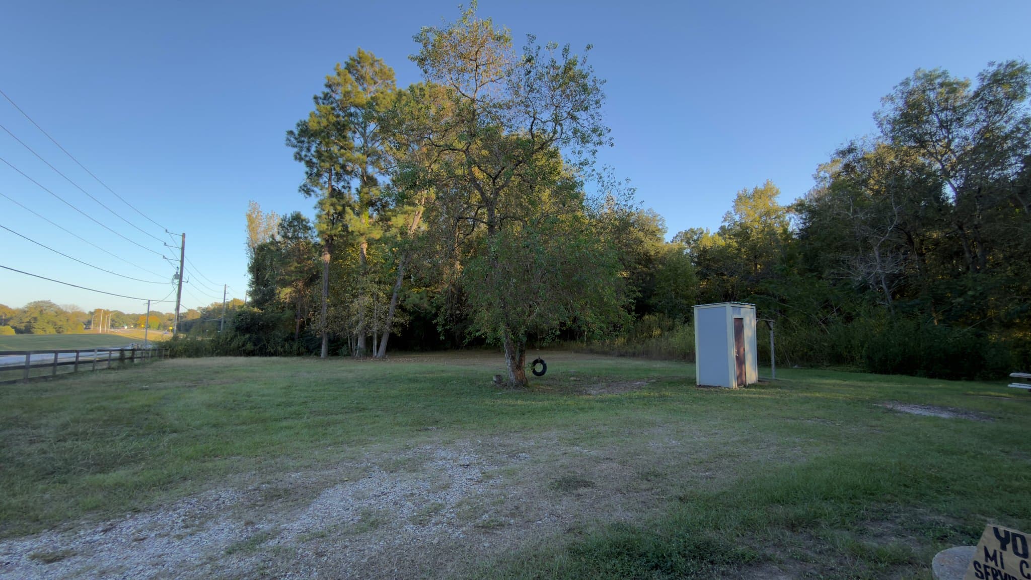 New Caney House: 28174 FM 1485 East