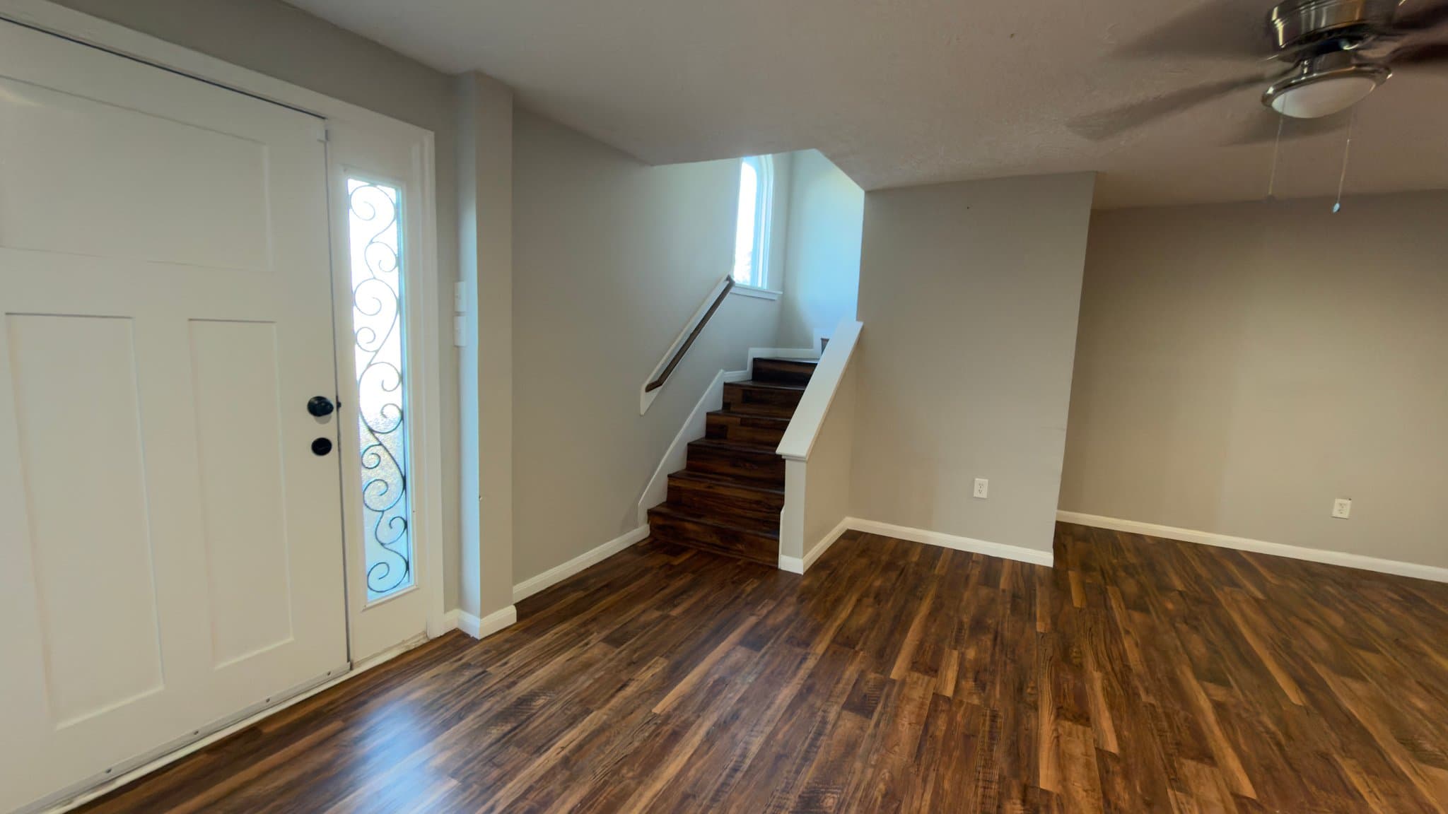 New Caney House: 28174 FM 1485 East
