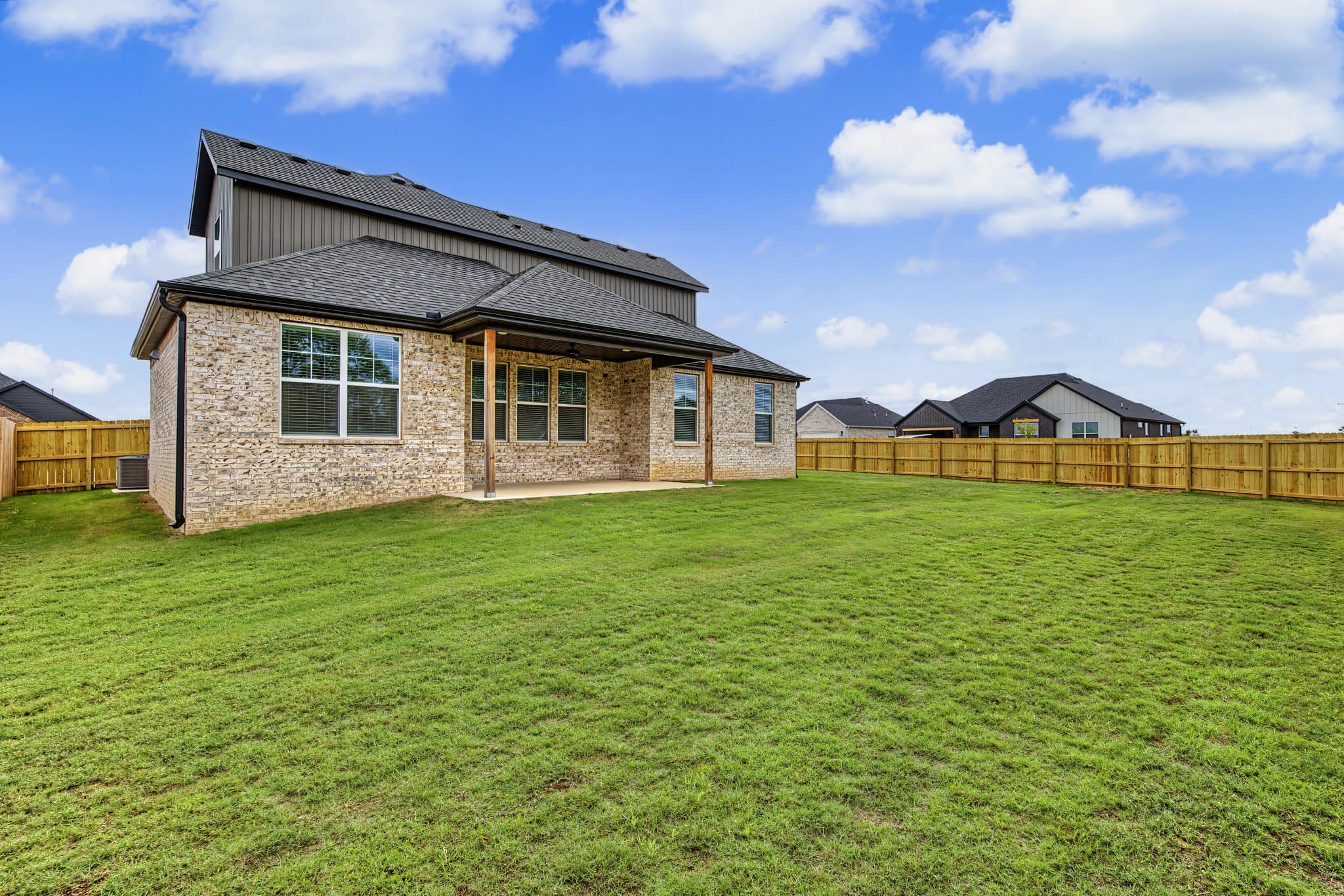 Springdale House: 4750 Cowboy St