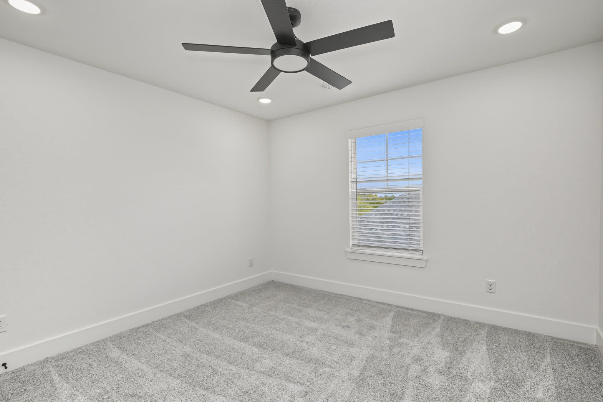 Springdale House: 4750 Cowboy St