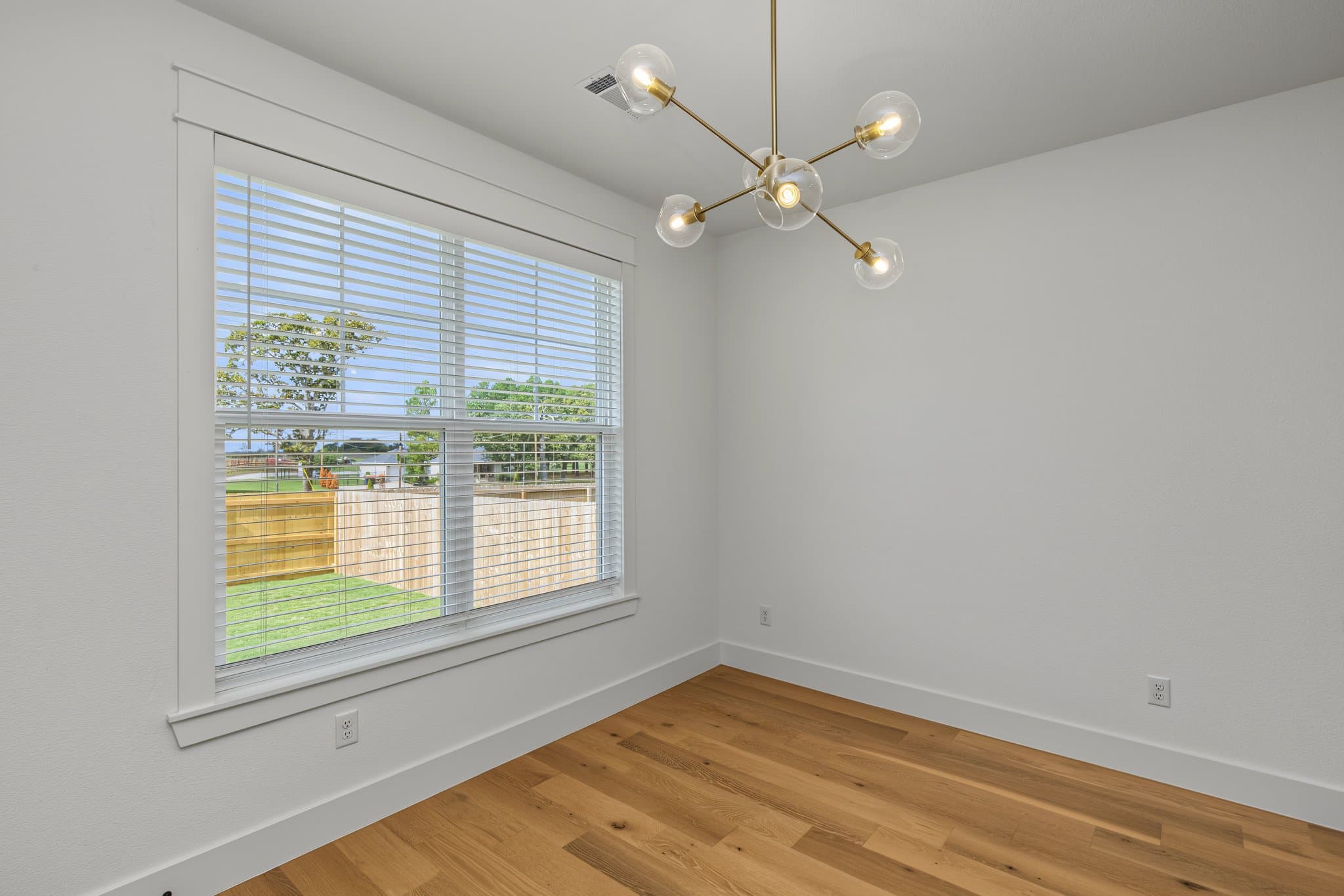 Springdale House: 4750 Cowboy St