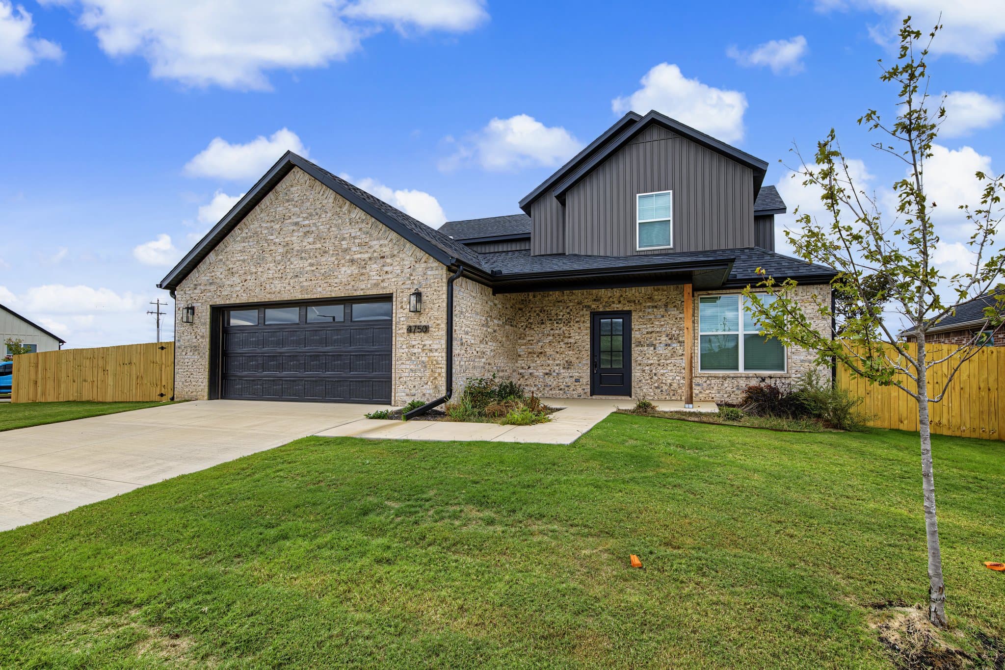 Springdale House: 4750 Cowboy St