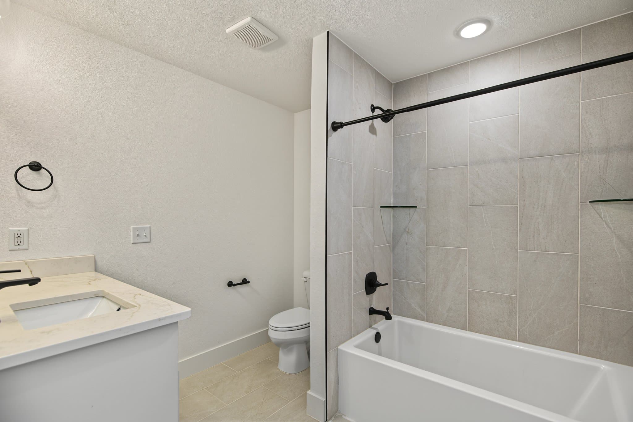 Springdale House: 4750 Cowboy St