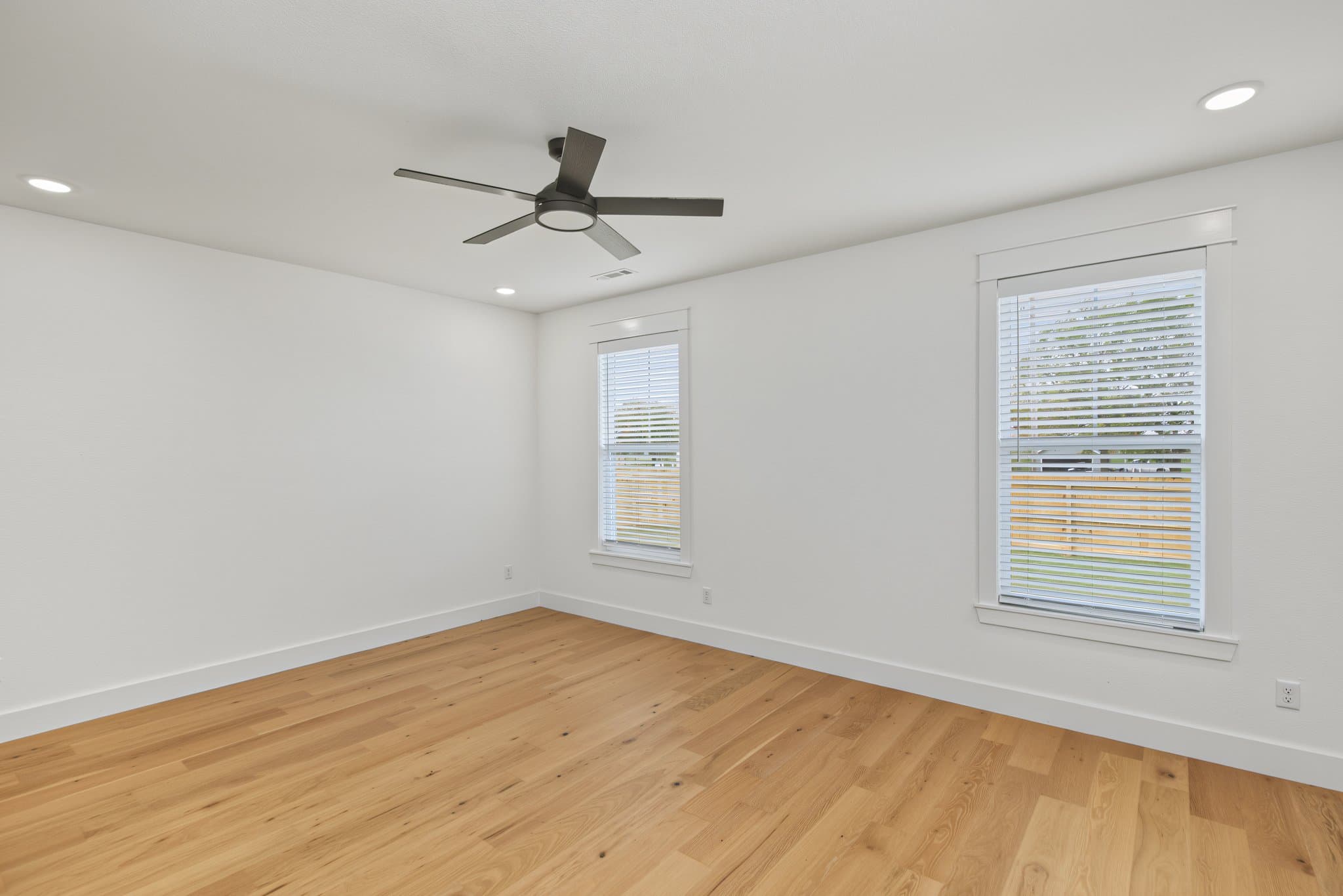Springdale House: 4750 Cowboy St