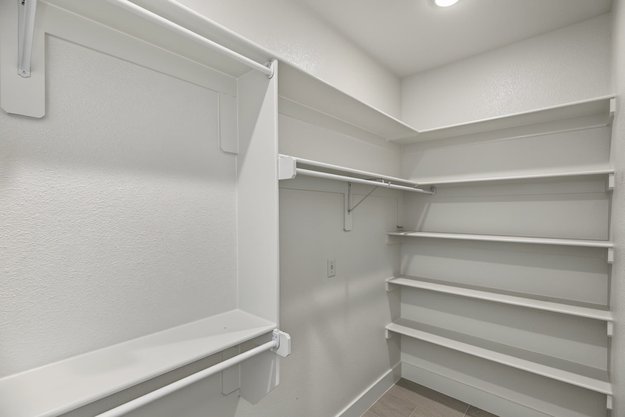 Springdale House: 4750 Cowboy St