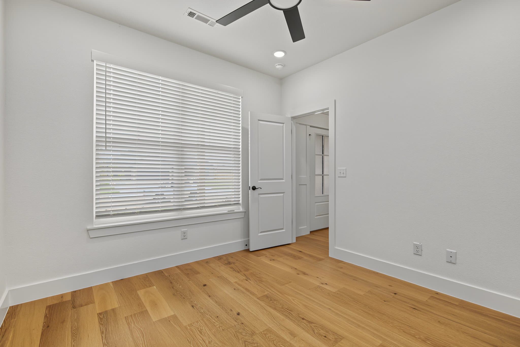 Springdale House: 4750 Cowboy St
