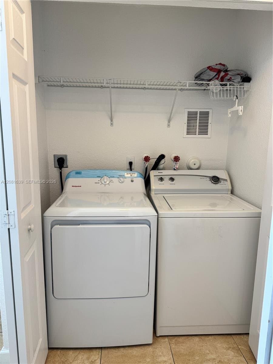 Miami Condo: 10242 NW 7th St