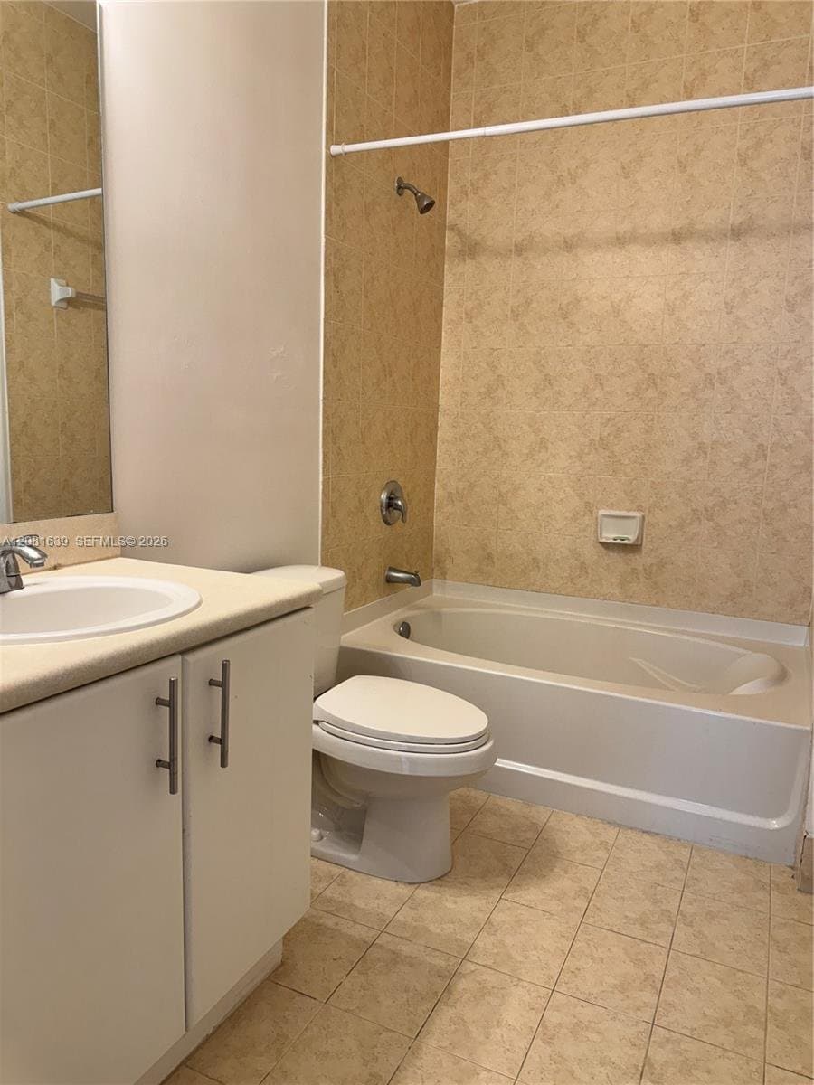 Miami Condo: 10242 NW 7th St