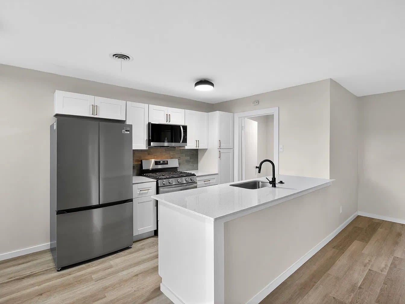 Dallas House: 8617 Flicker Ln
