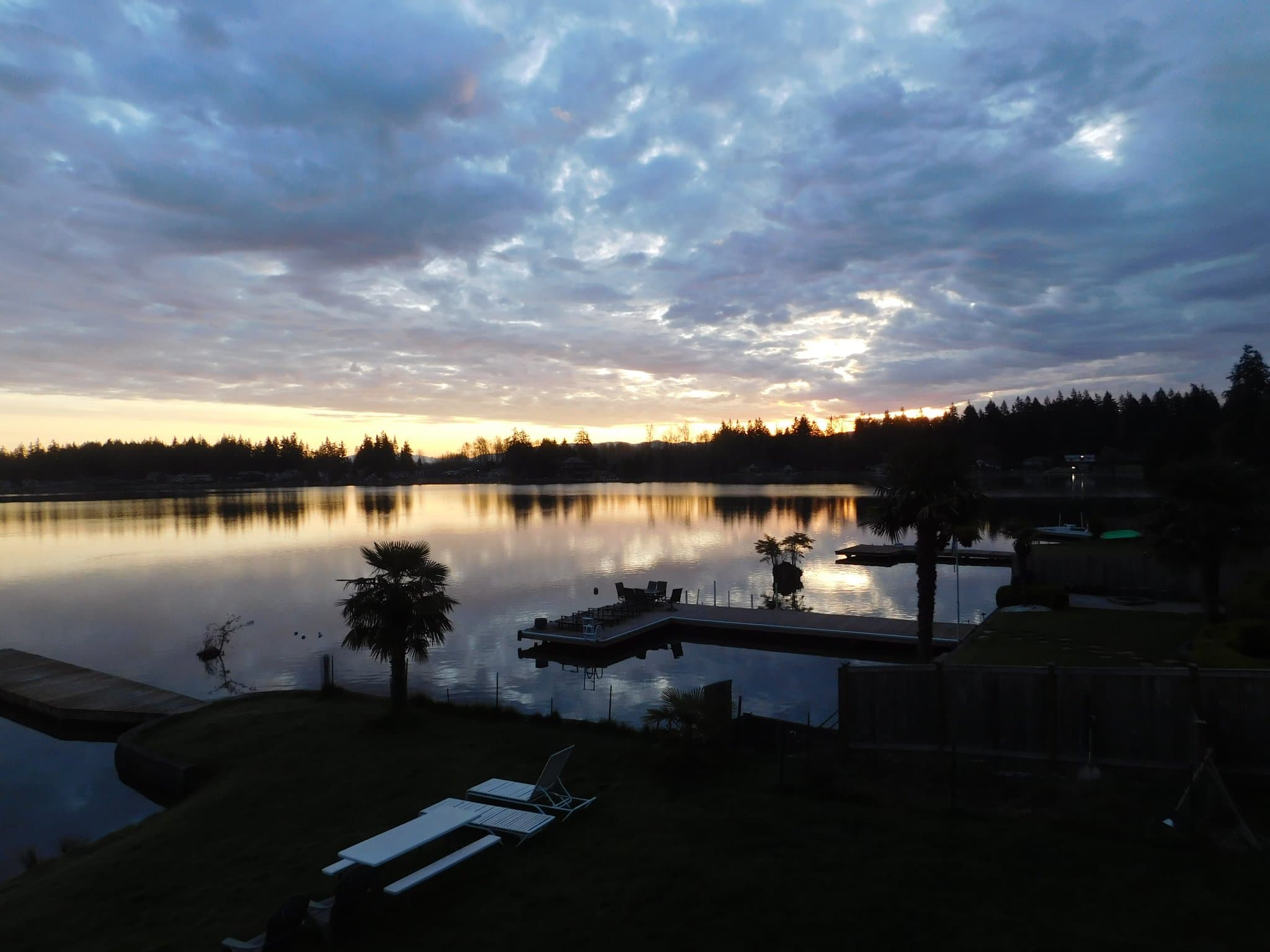 BONNEY LAKE House: 20838 60th Street East