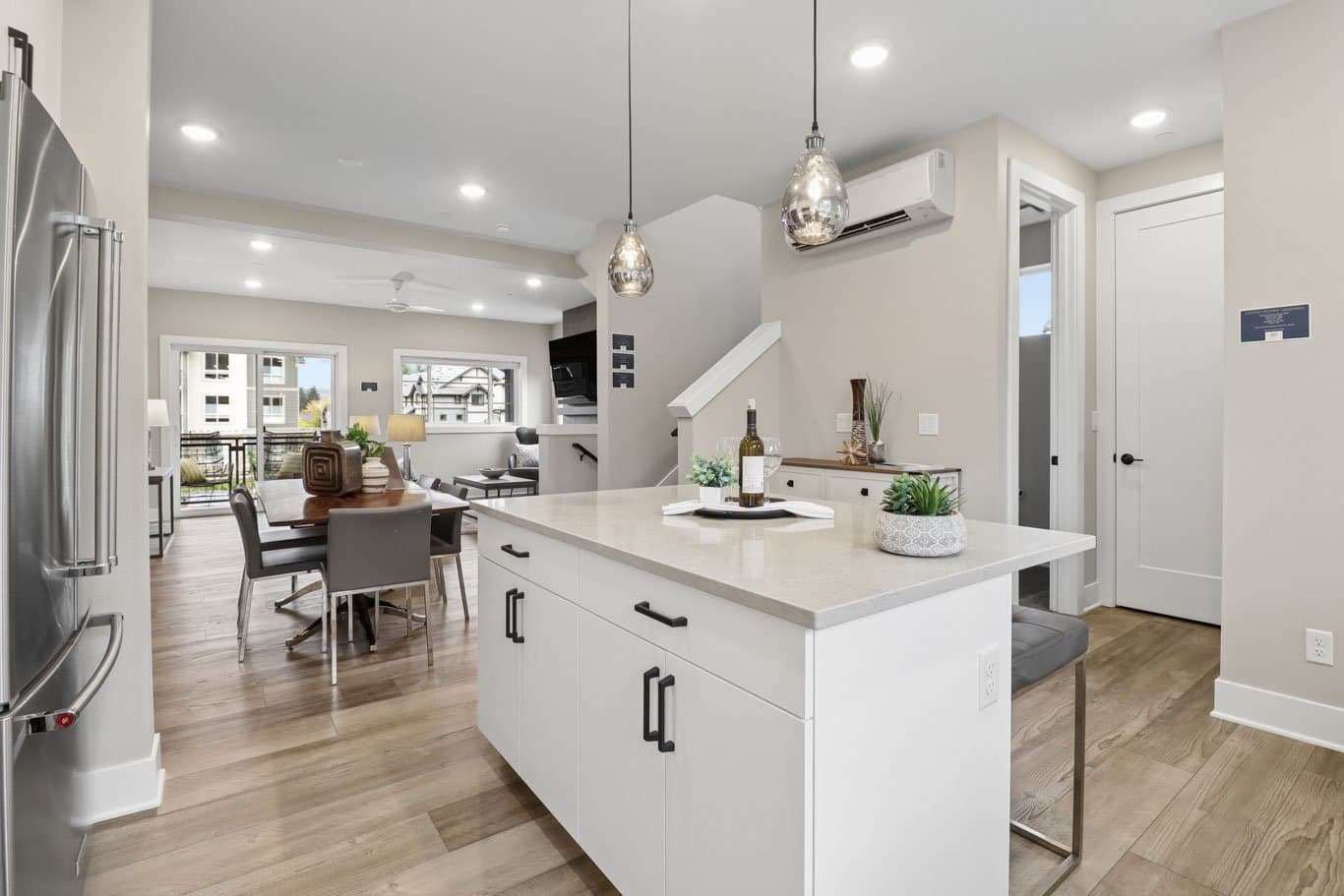 North Bend Townhome: 1906 SE 12th St