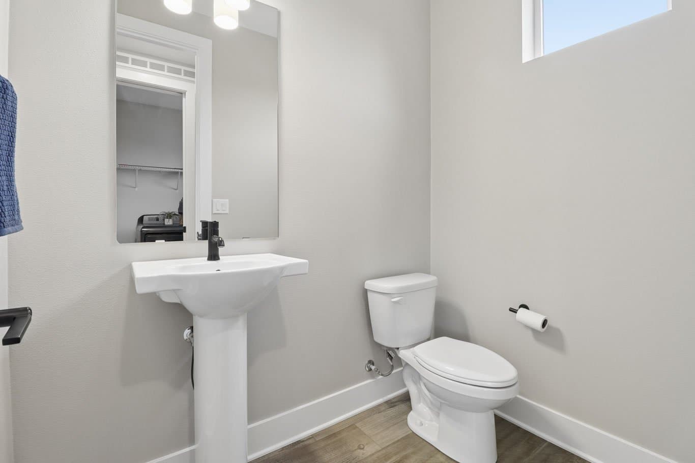 North Bend Townhome: 1906 SE 12th St