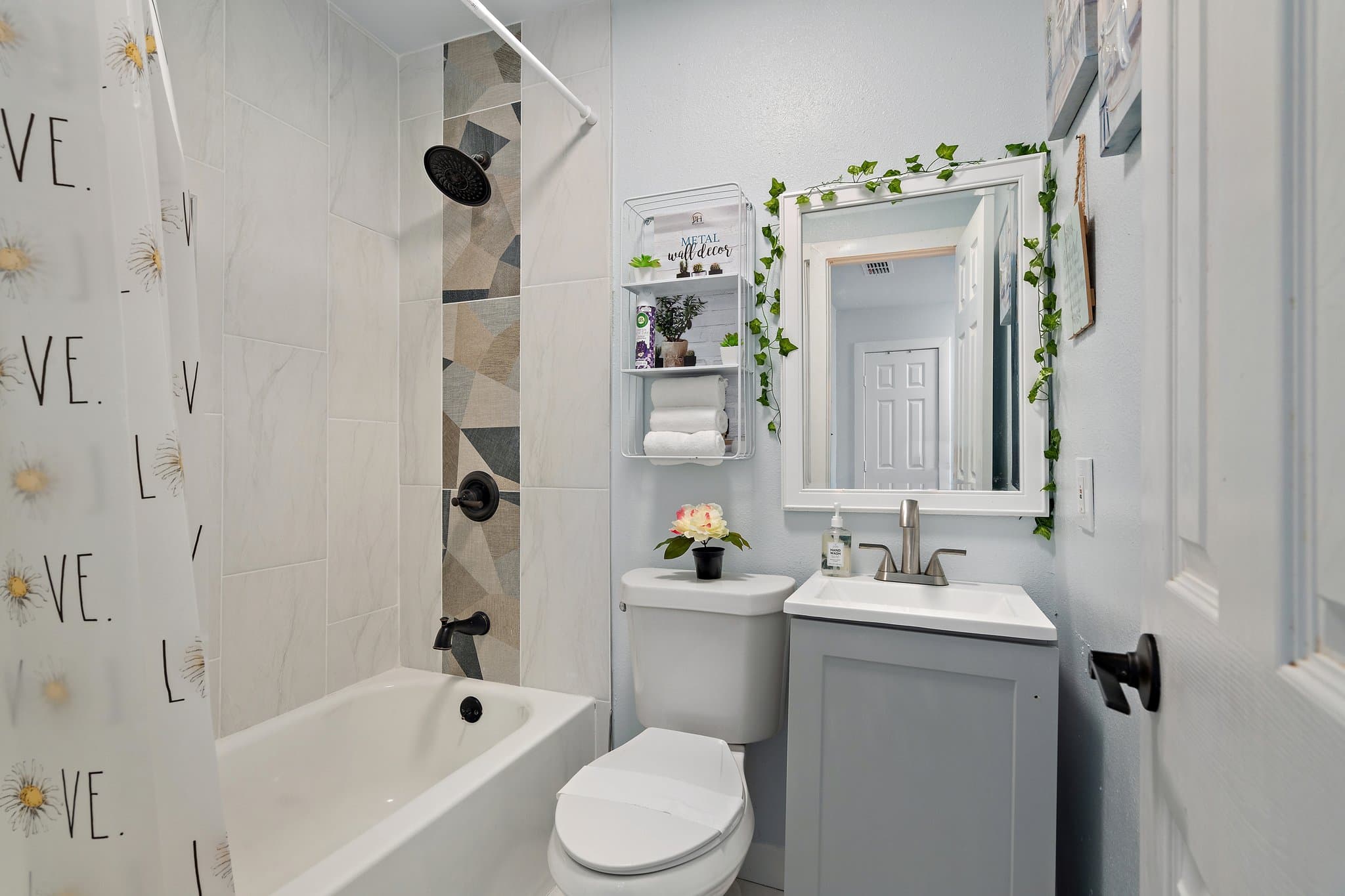Dallas Single Room: 2308 Britton Ave
