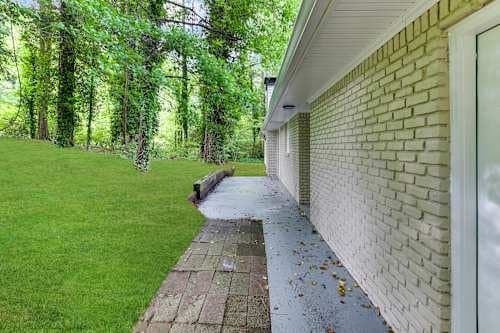 Dallas House: 8618 Flicker Ln,