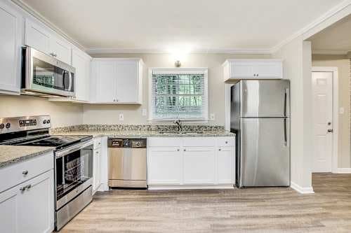 Dallas House: 8618 Flicker Ln,
