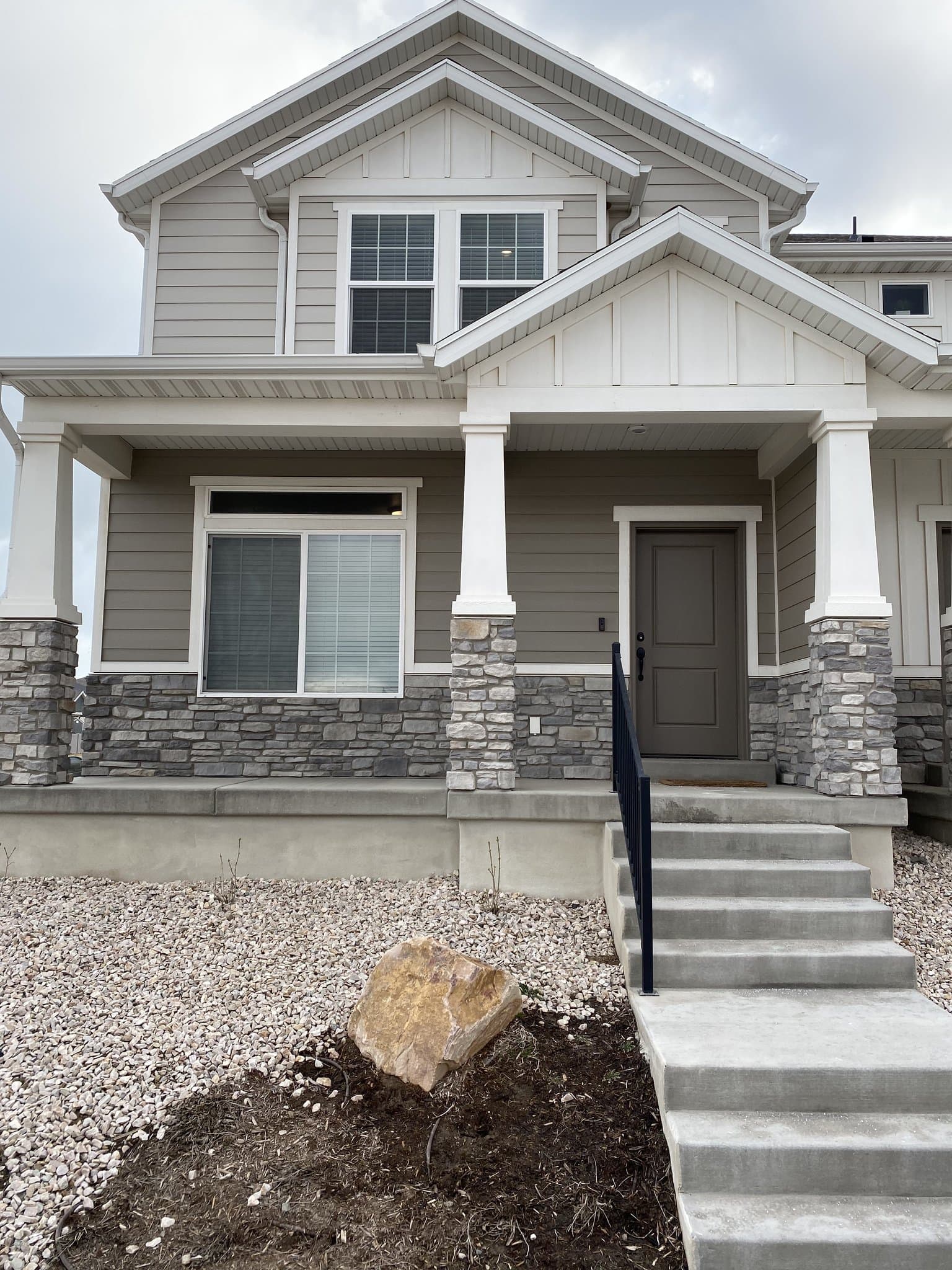 Saratoga Springs Townhome: 218 E Glenwood Ct