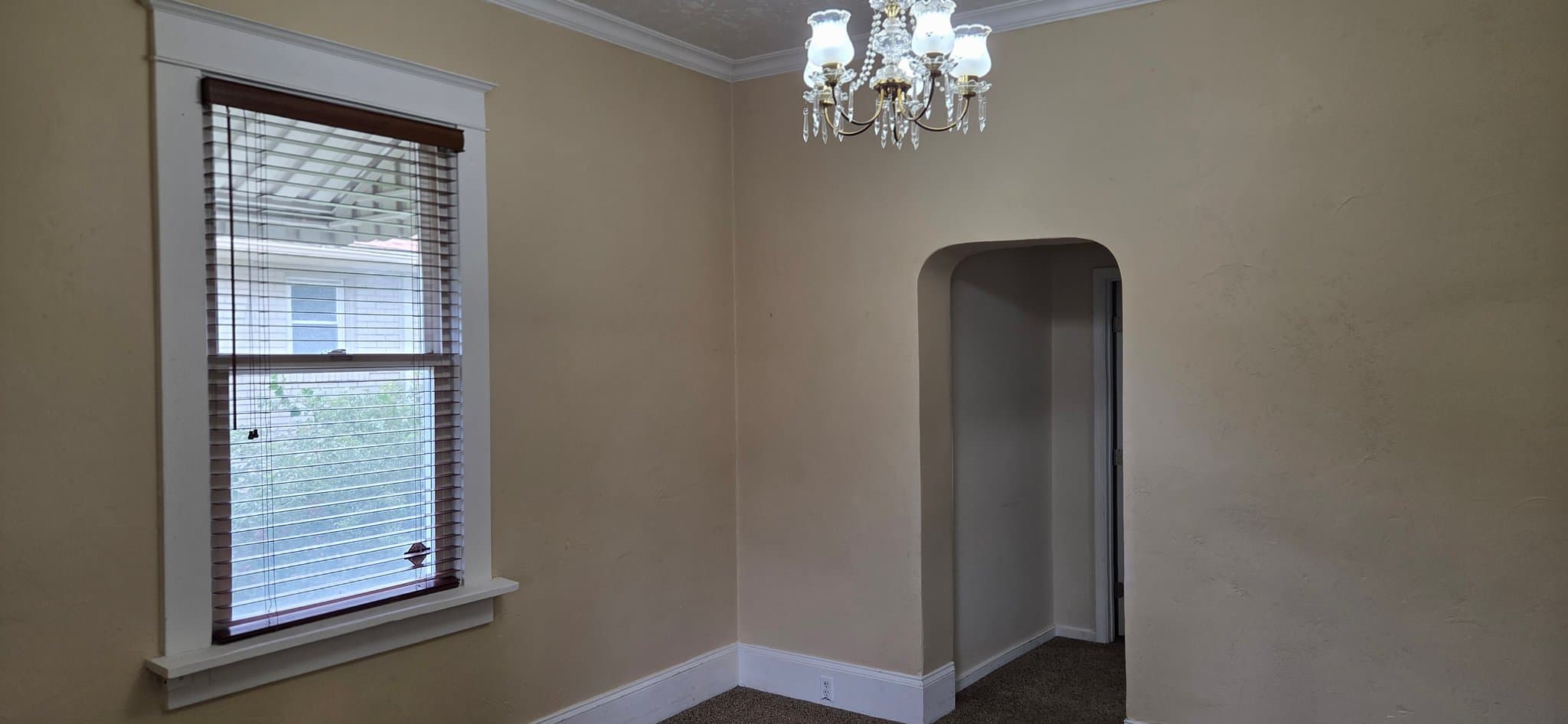 Midvale House: 7848 S Main St