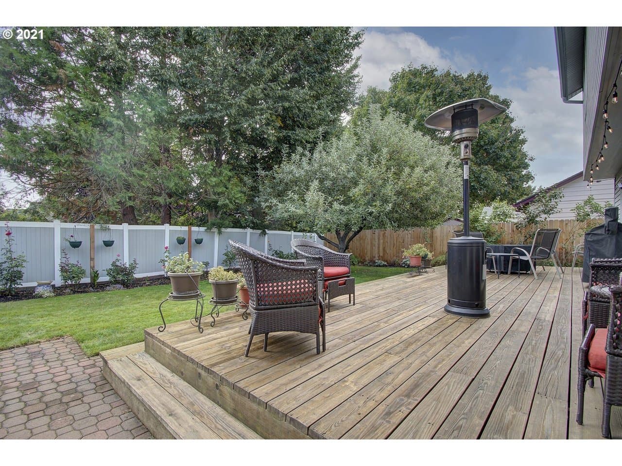 Vancouver House: 1705 SE 171st Pl