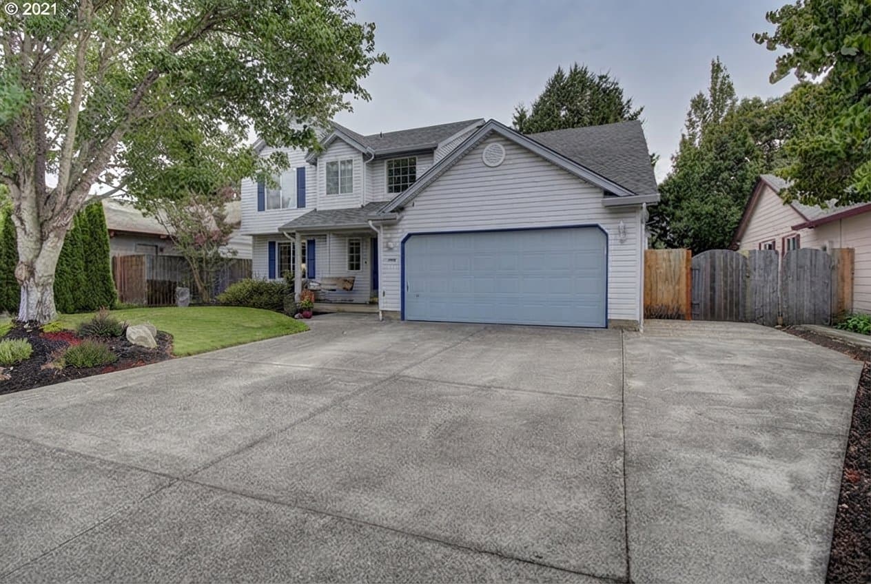 Vancouver House: 1705 SE 171st Pl