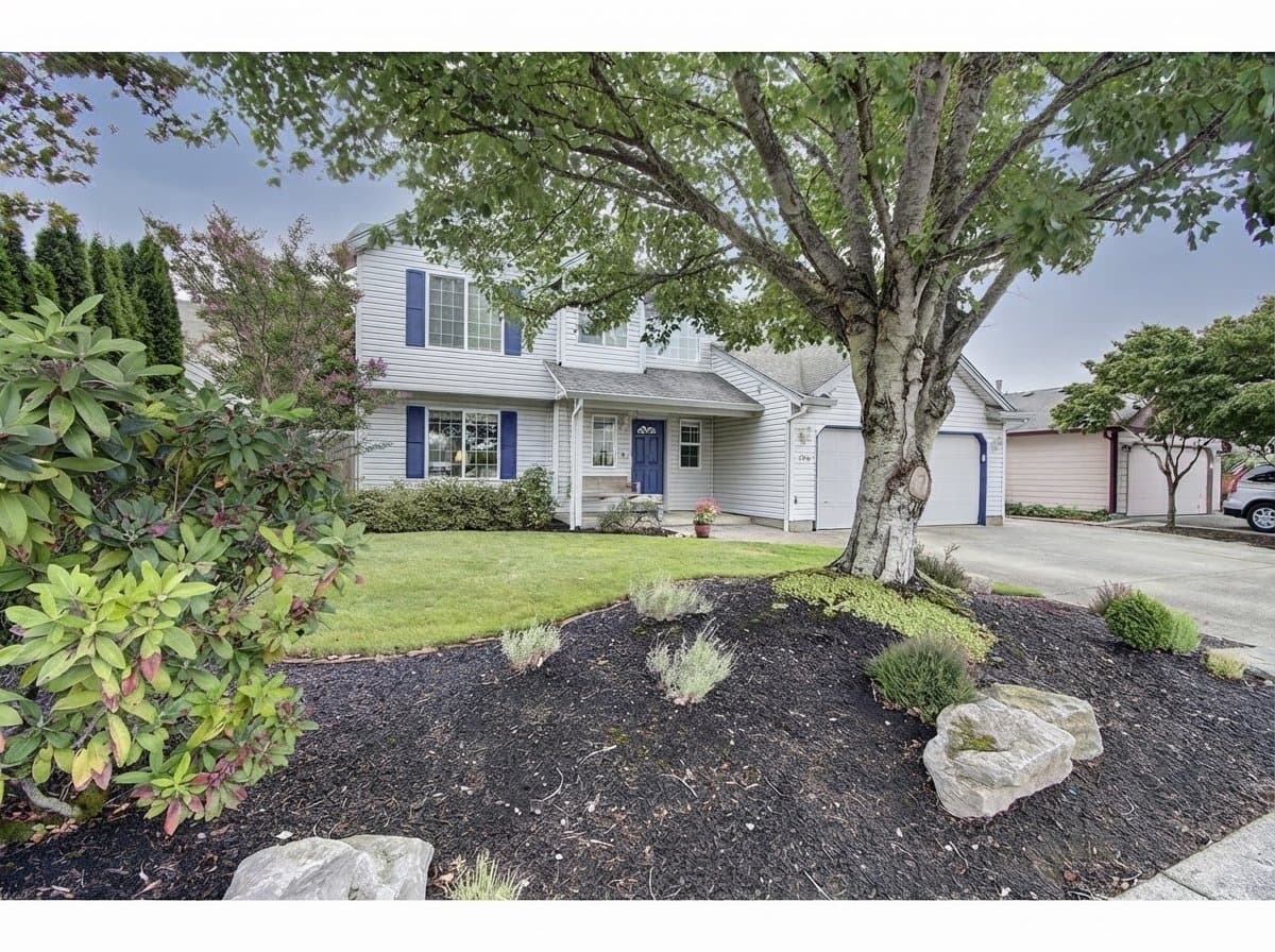 Vancouver House: 1705 SE 171st Pl