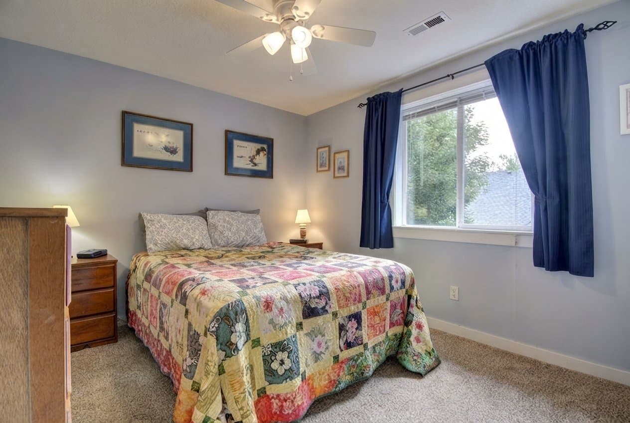 Vancouver House: 1705 SE 171st Pl