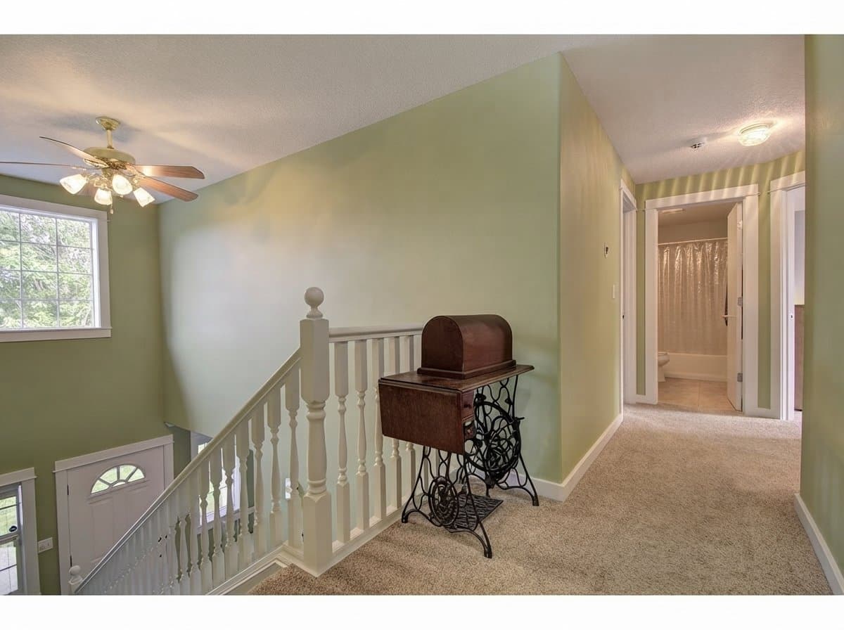 Vancouver House: 1705 SE 171st Pl
