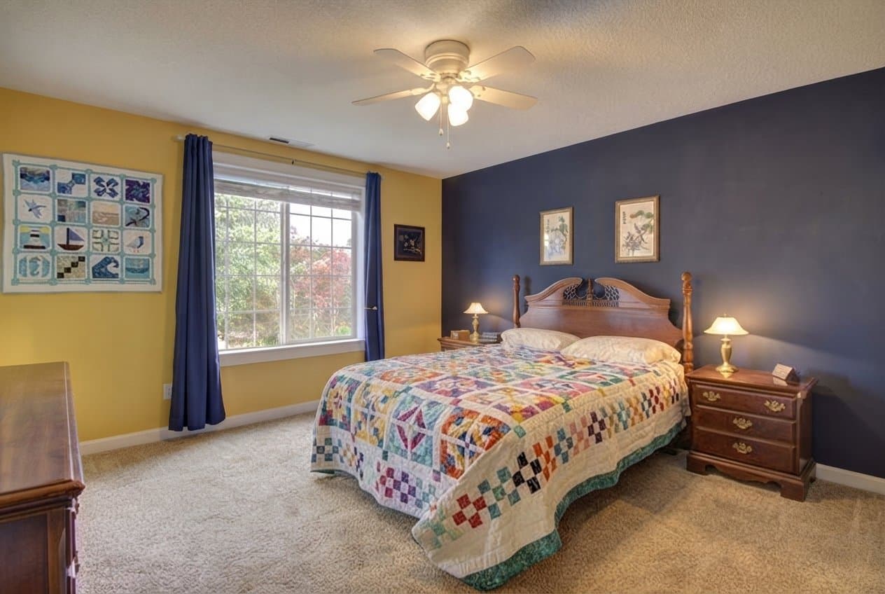 Vancouver House: 1705 SE 171st Pl