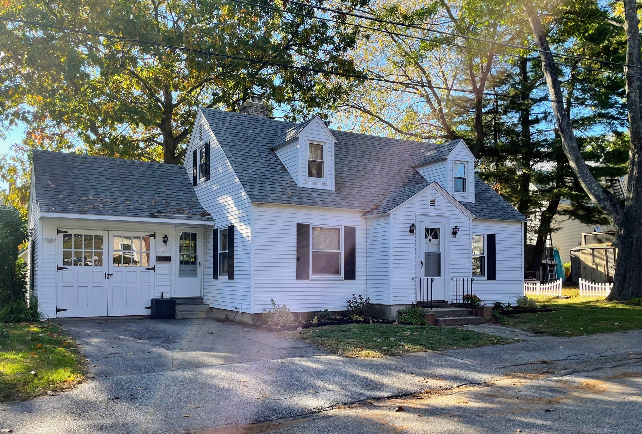 Laconia House: 70 Parker St