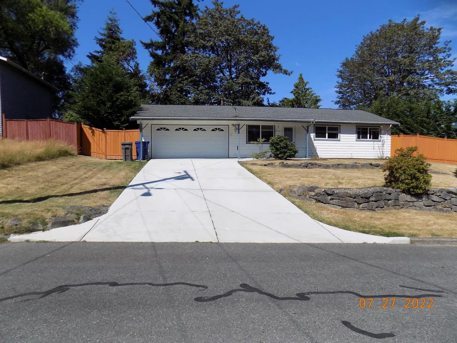 Newcastle House: 7111 121st Ave SE