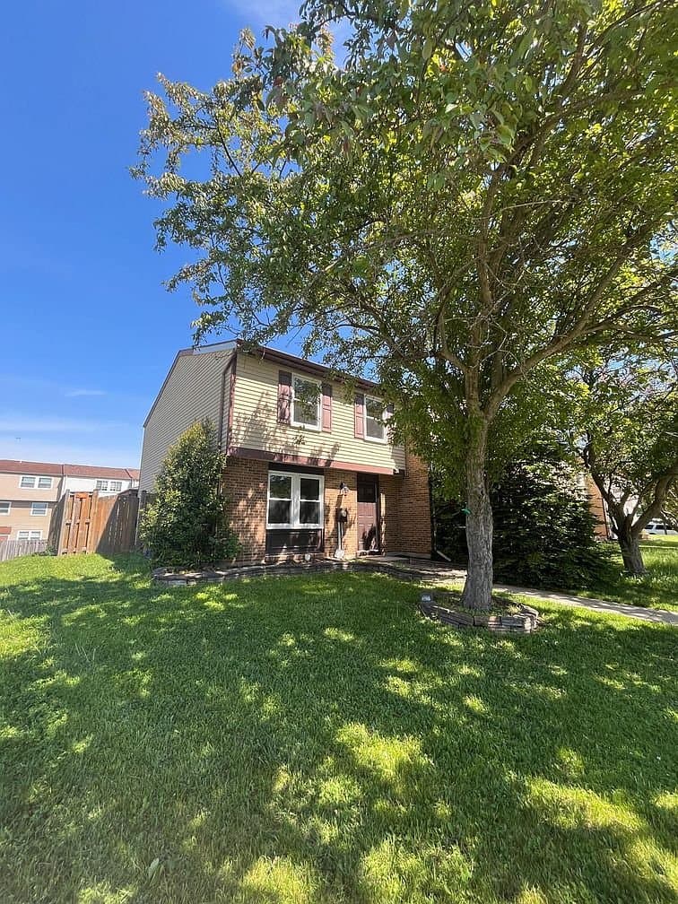 Frederick Townhome: 6712 Fallow Hill Ct