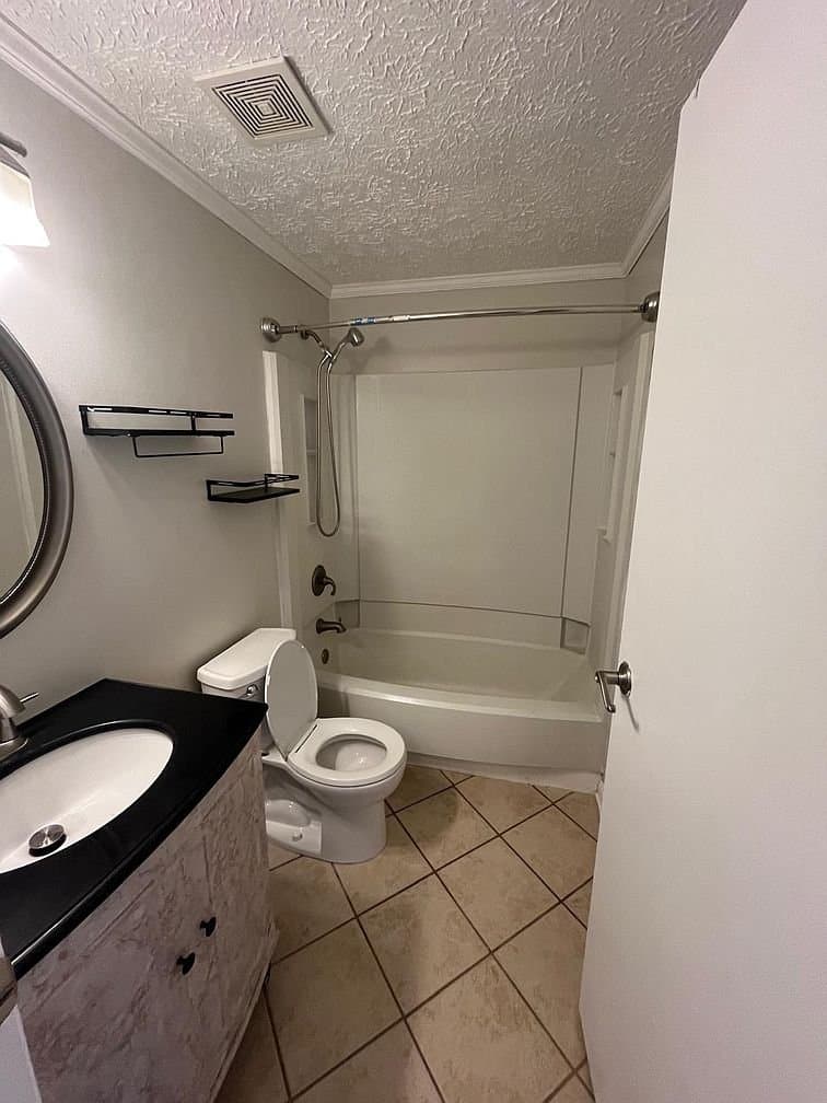 Frederick Townhome: 6712 Fallow Hill Ct