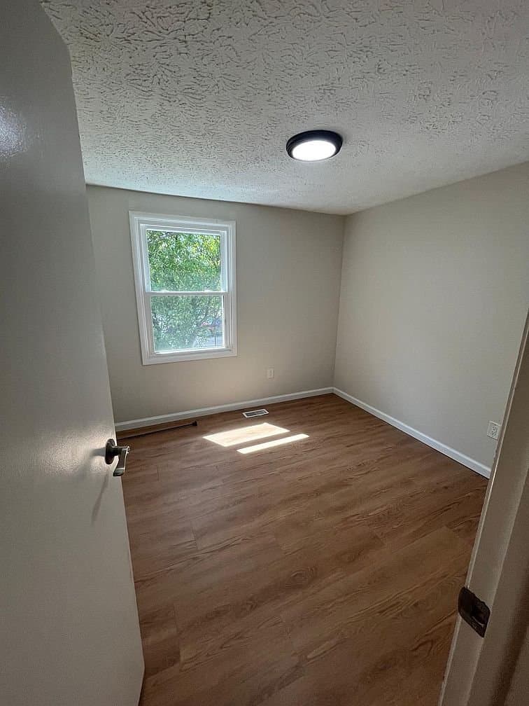 Frederick Townhome: 6712 Fallow Hill Ct