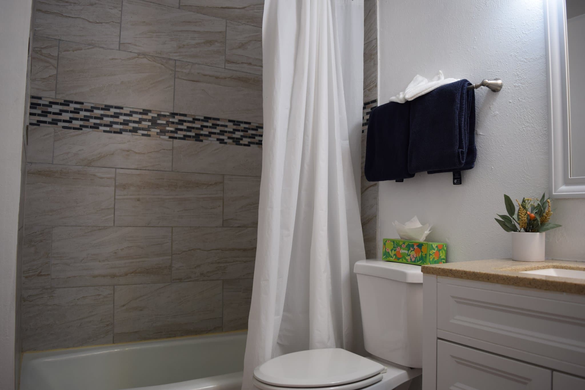 Albuquerque Apartment: 1804 Buena Vista Dr SE