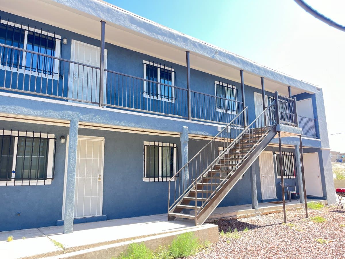 Albuquerque Apartment: 1804 Buena Vista Dr SE