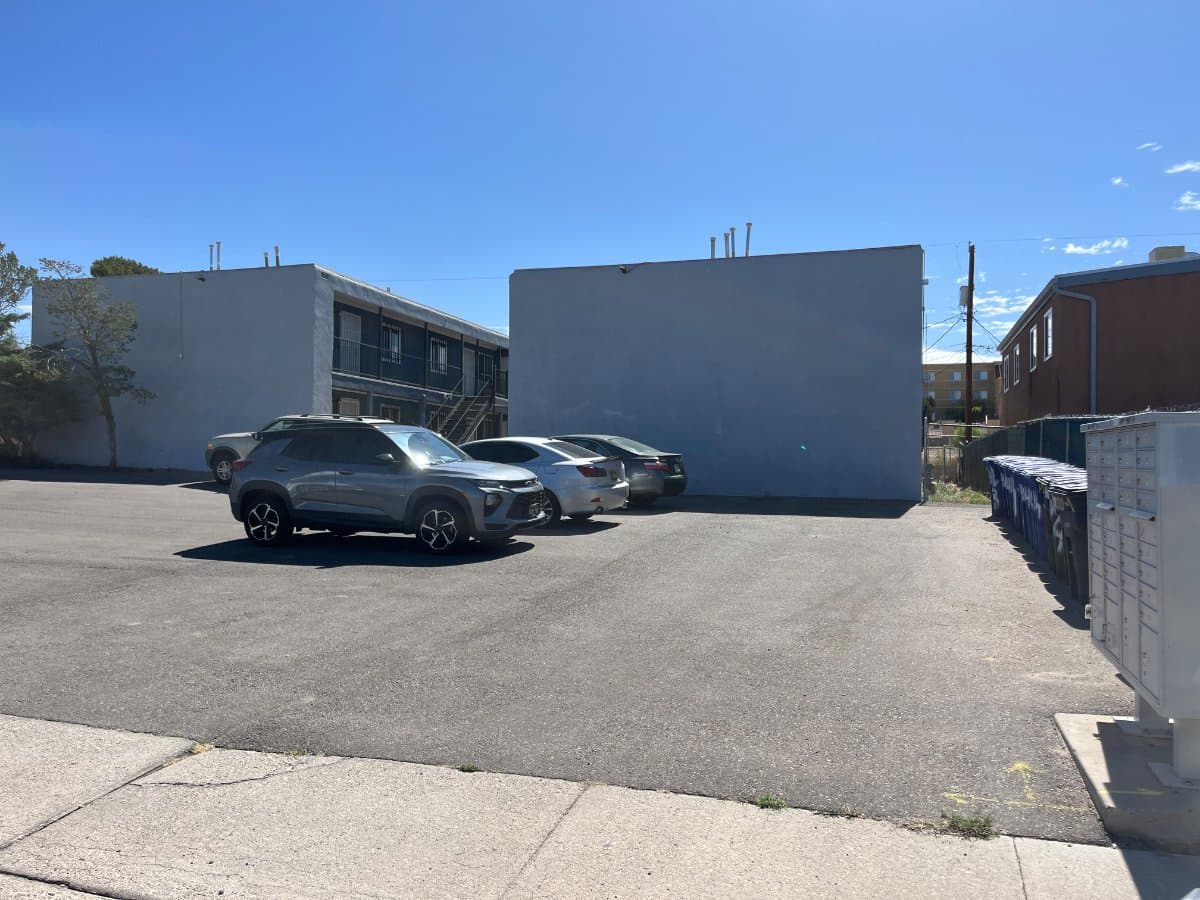 Albuquerque Apartment: 1804 Buena Vista Dr SE