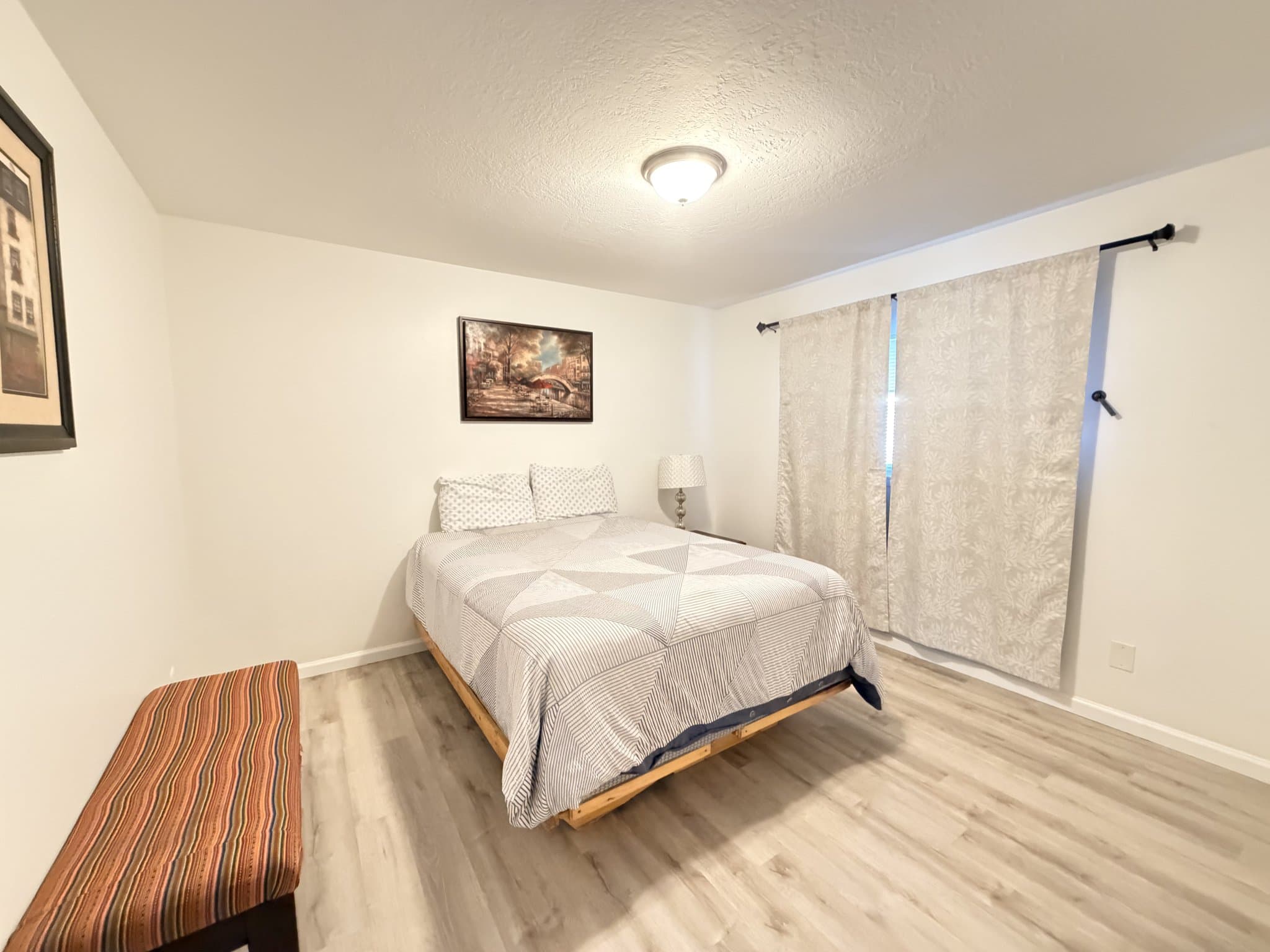 Albuquerque Apartment: 1804 Buena Vista Dr SE