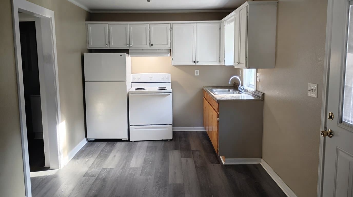 Flint Apartment: 16109 county Rd 1113