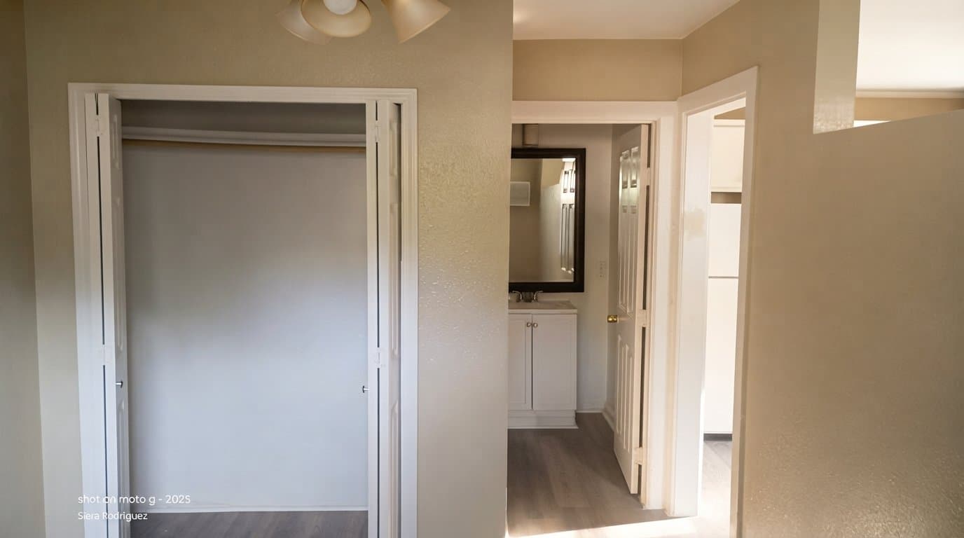 Flint Apartment: 16109 county Rd 1113