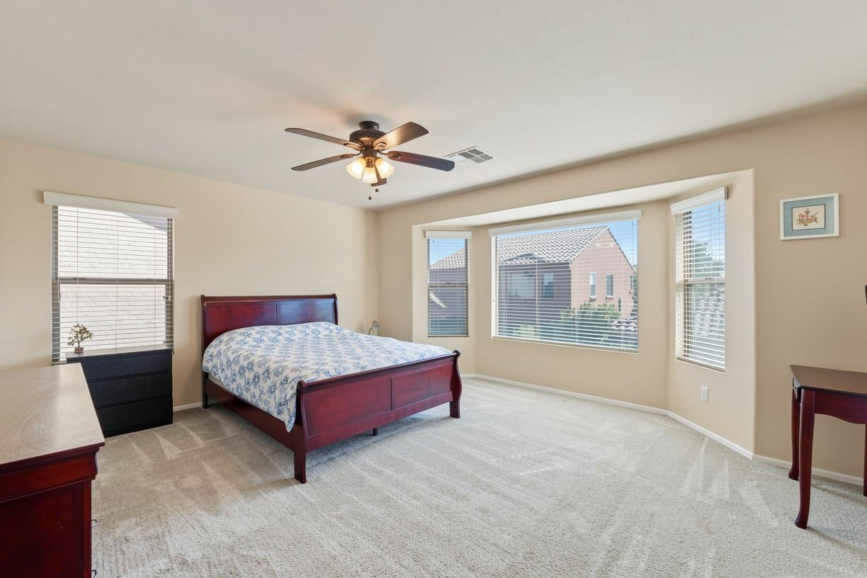Chandler House: 121 W Hackberry Dr
